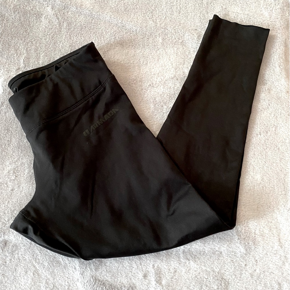 Armada women’s black leggings